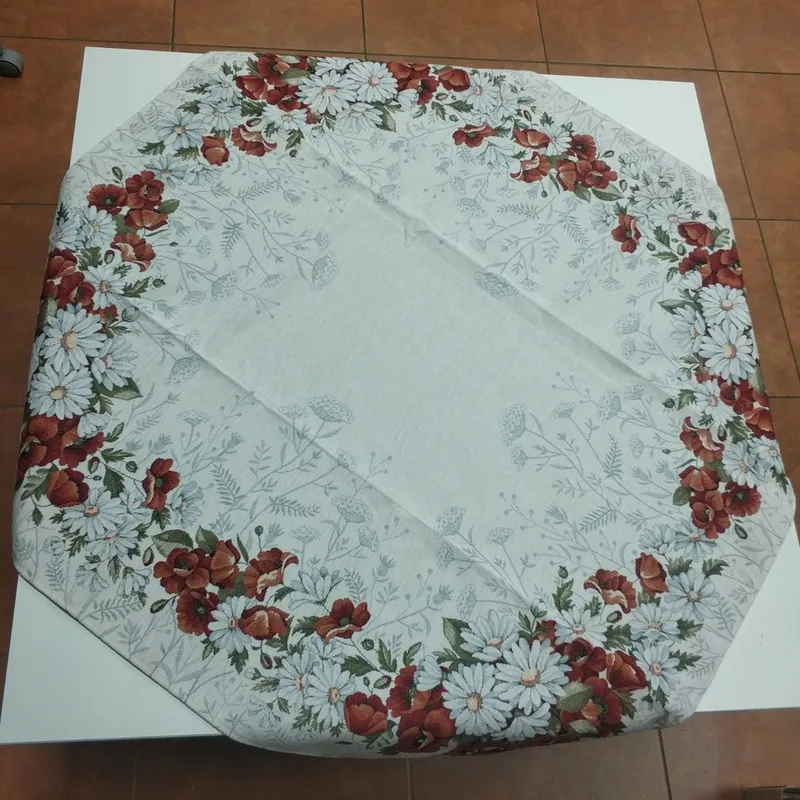 Gobelínový obrus chenille 100x100 divé maky s margarétkou